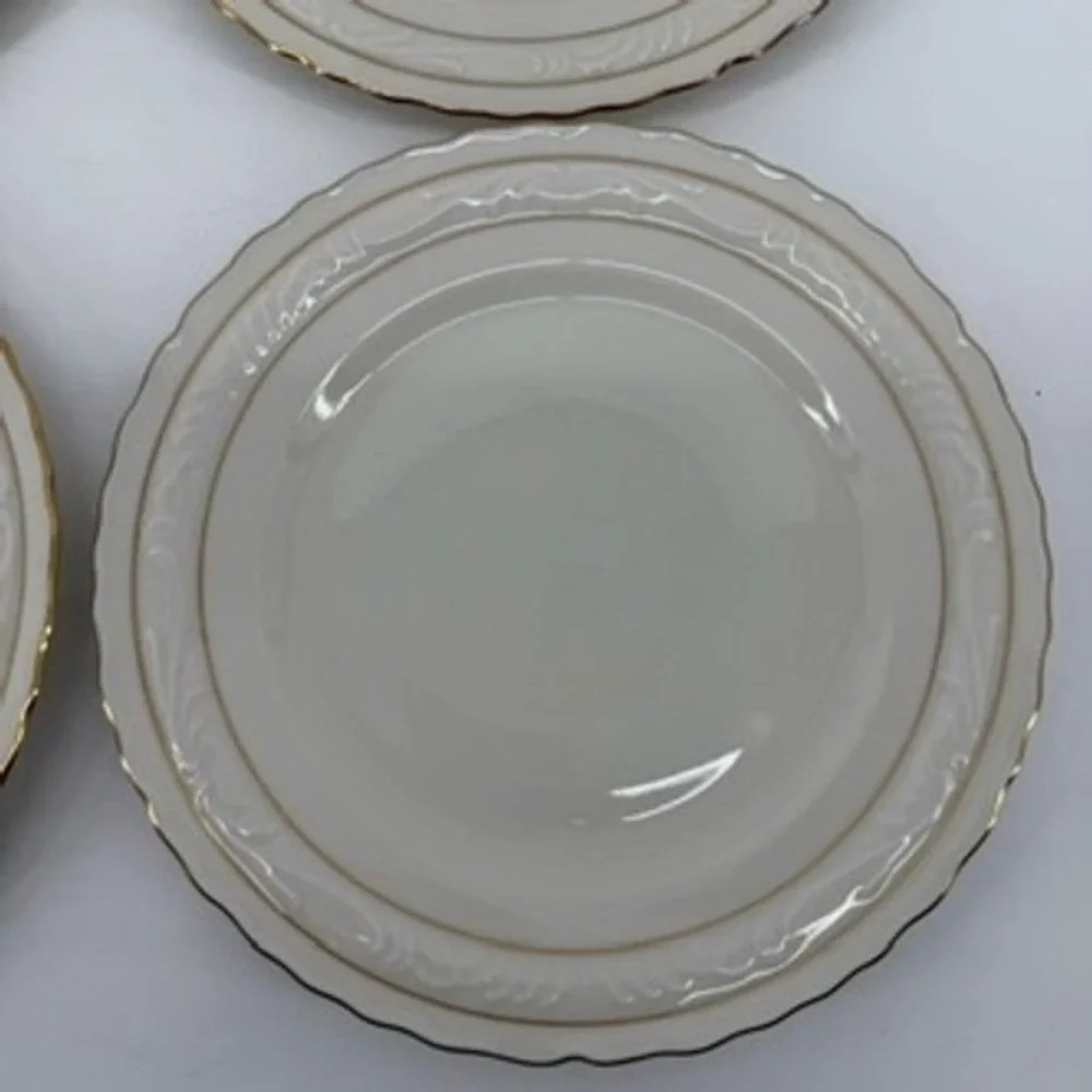 Vintage Bavaria Sonnenporzellan D&R Weiden Stadt Gold Trim Plates Set of 4 7.5in